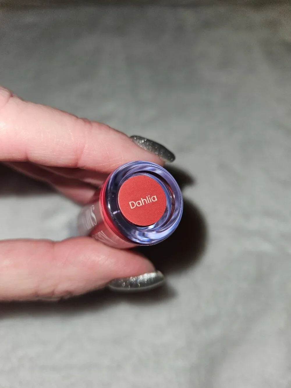 NWT Kiss & Smink Lip Aura Tinted Lip Oil in “Dahlia”